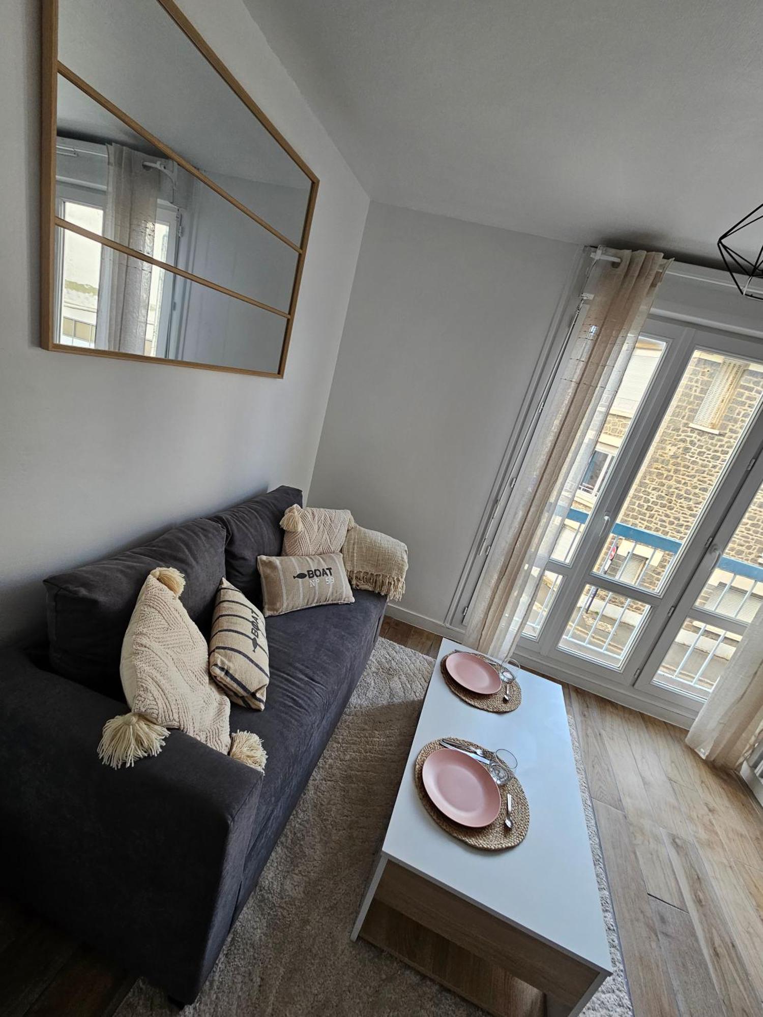 Appartement Voltaire - Centre *